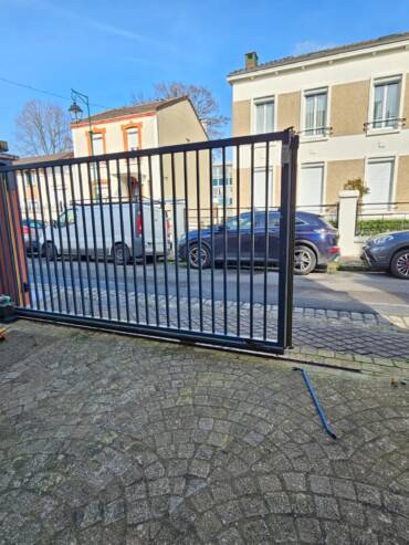 Installation Le portail coulissant Xpert Portail