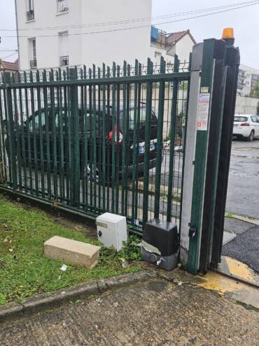 Installation Le portail coulissant Xpert Portail