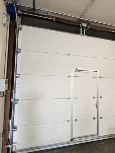 porte garage sectionnelle industrielle11