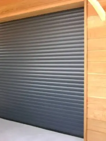 porte de garage enroulable residence