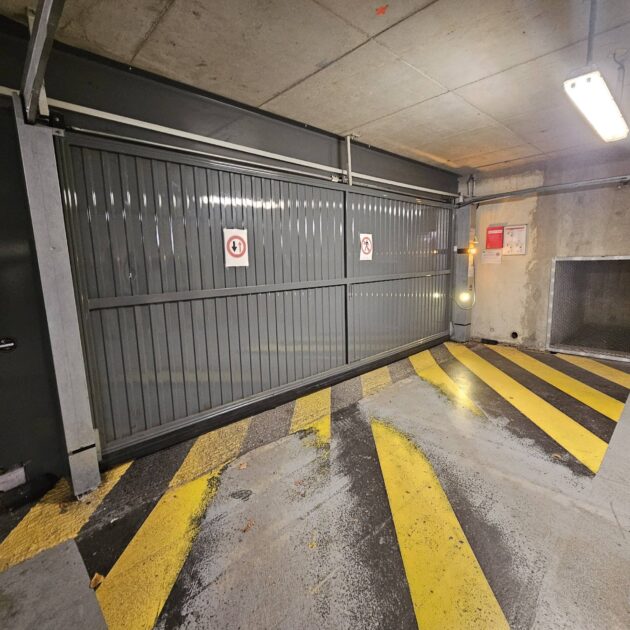 xpert maintenance PORTE Porte Basculante Y001