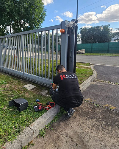 Installation Le portail coulissant Xpert Portail