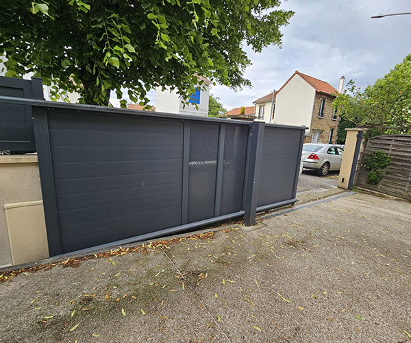 Pose Porte de garage pour les particuliers - Xpert Portail