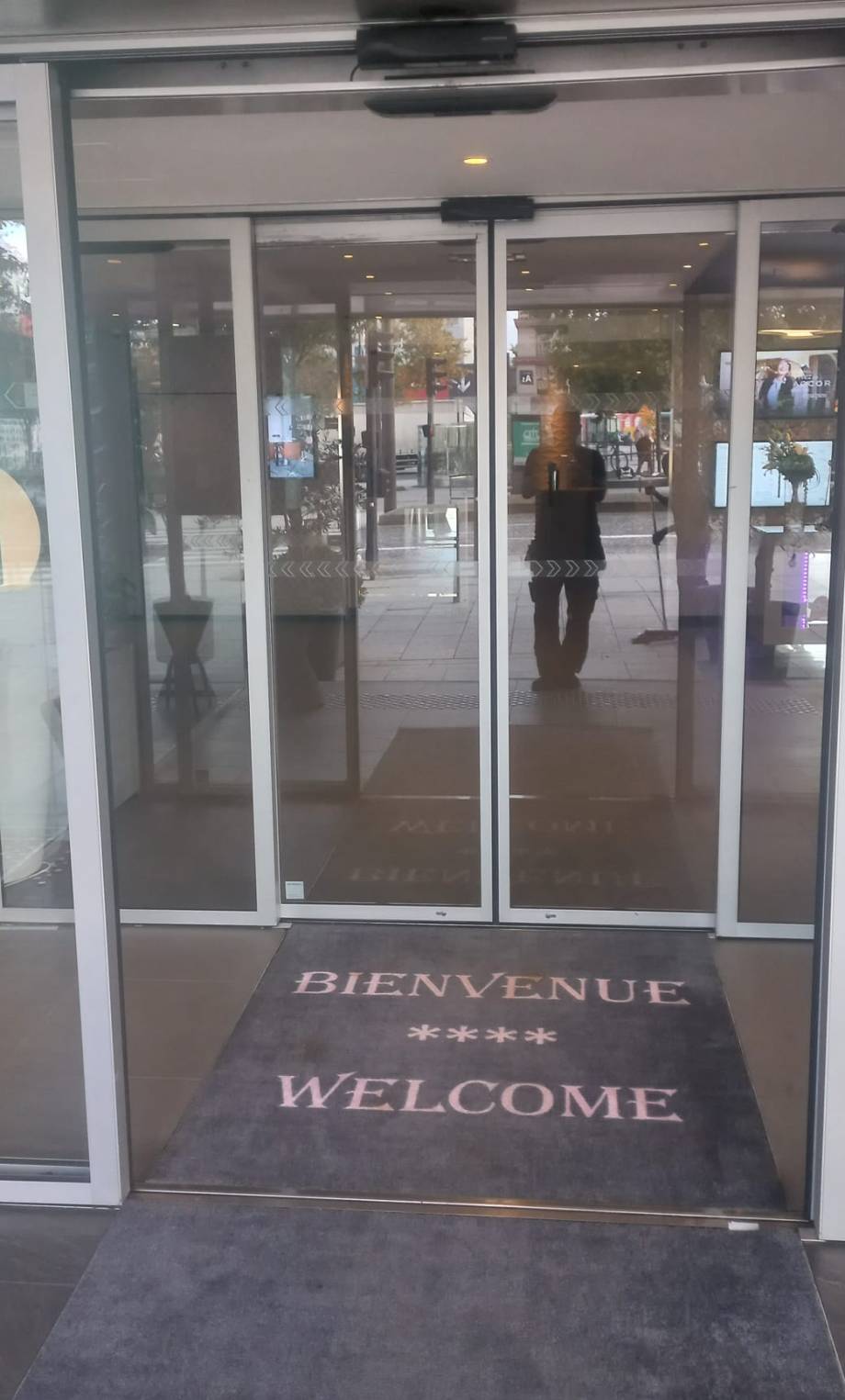 WhatsApp Image 2025-03-23 at 23.36.04