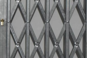 types de rideaux et grilles métalliques