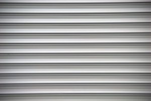 types de rideaux et grilles métalliques